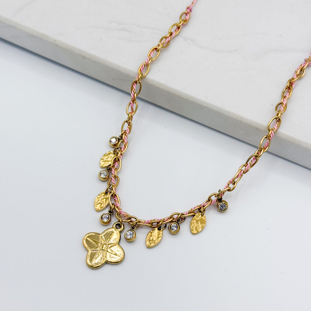 Collier Loly