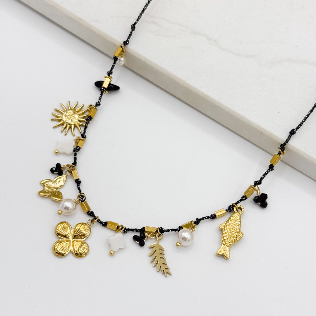 Collier Nola