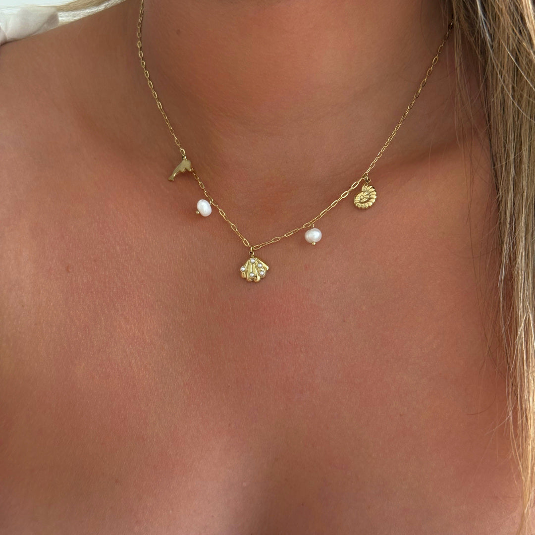 Collier Manille