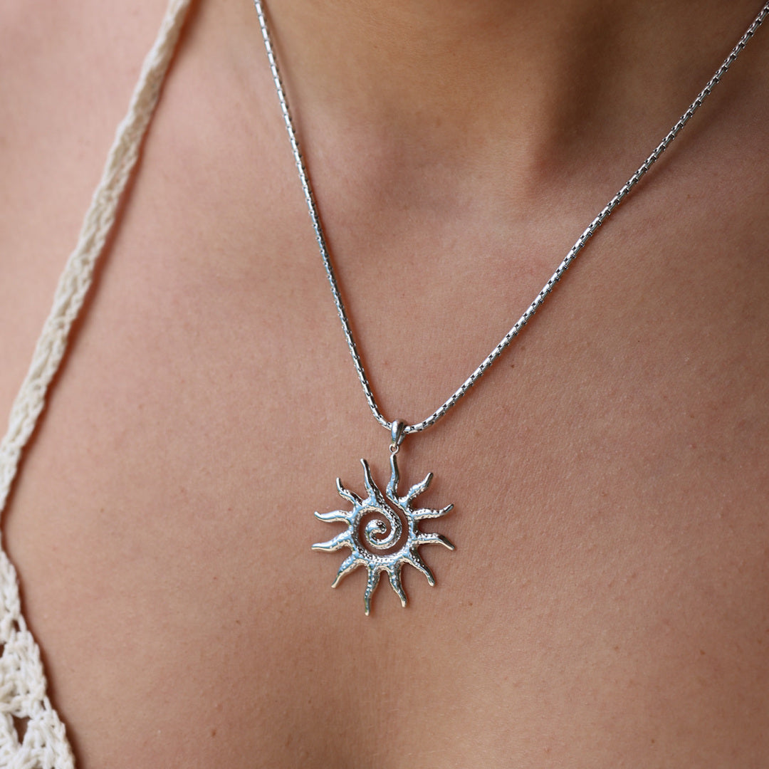 Collier Nora