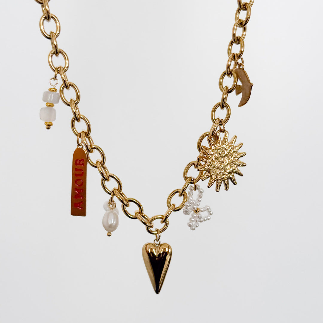 Collier Nova
