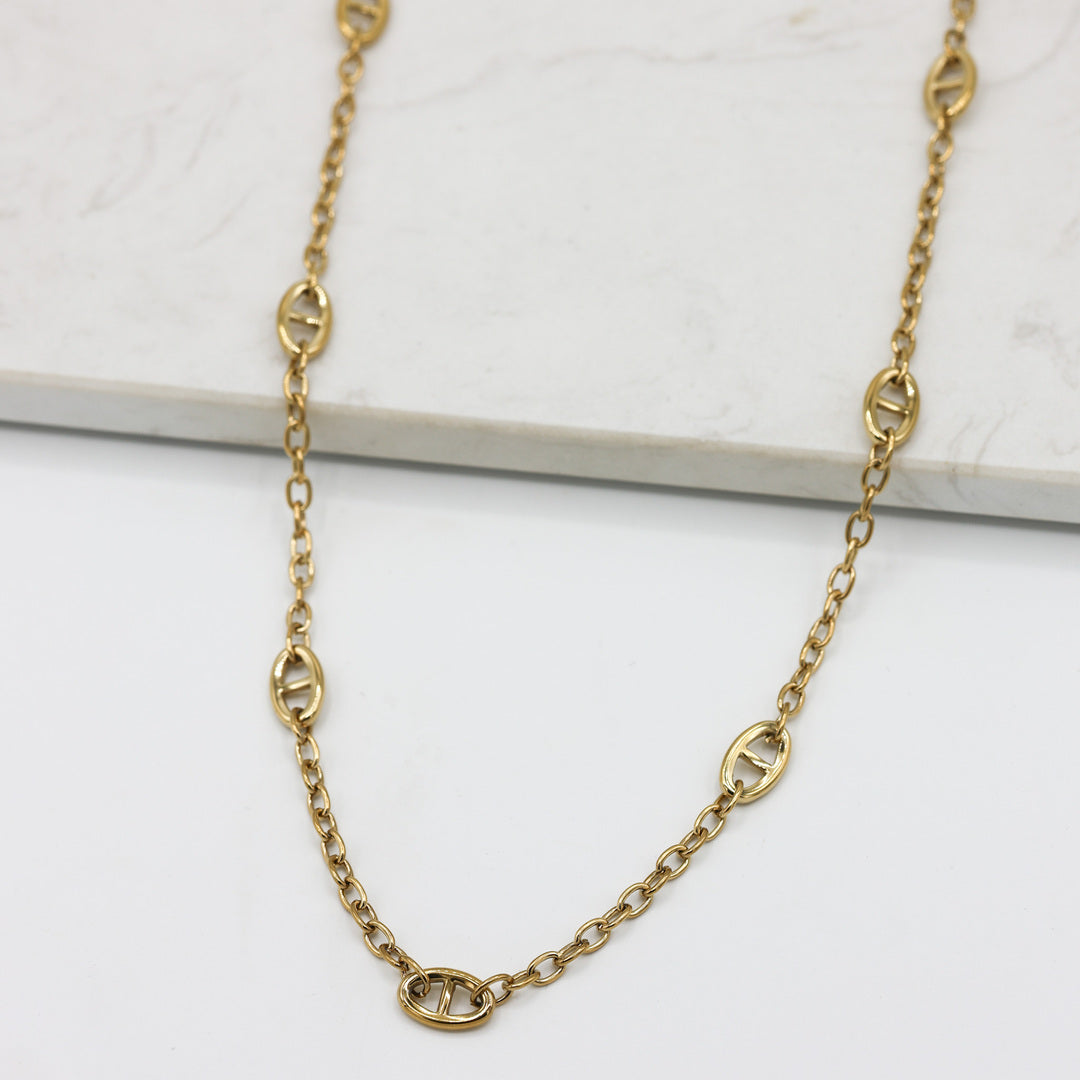 Collier Saina
