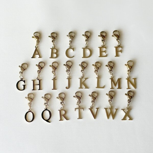 Charms lettres