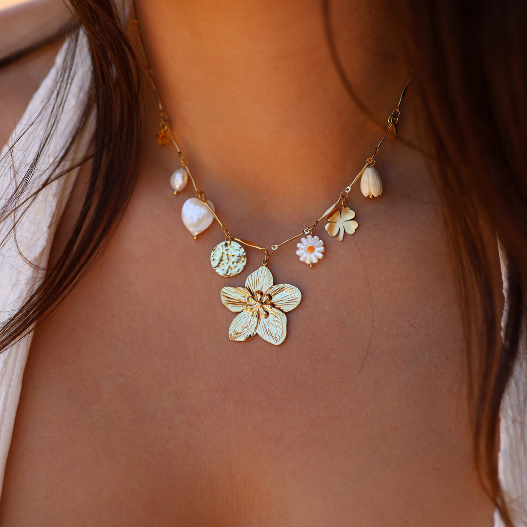 Collier Miya