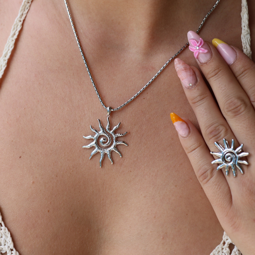 Collier Nora