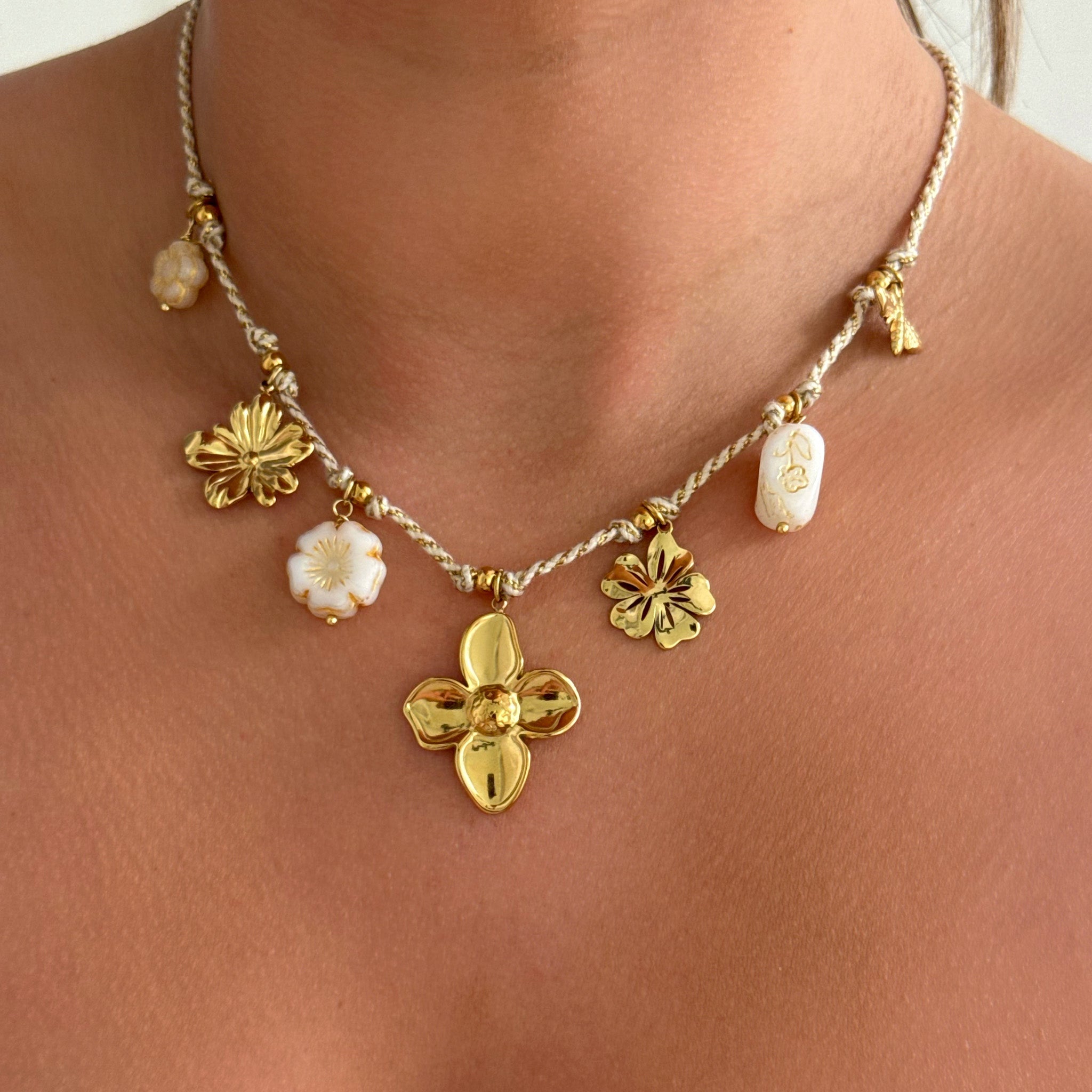 Collier Julia