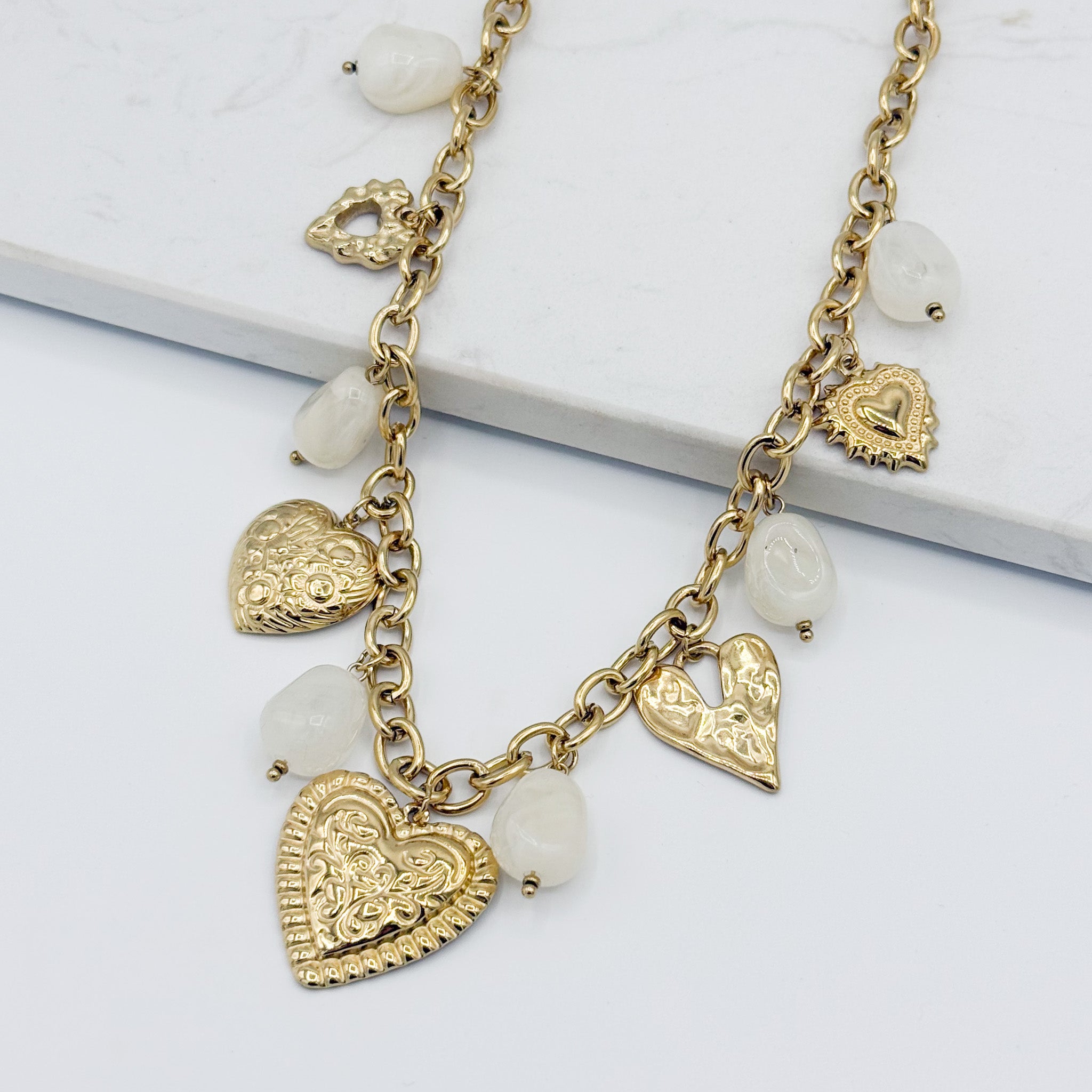 Collier Loly