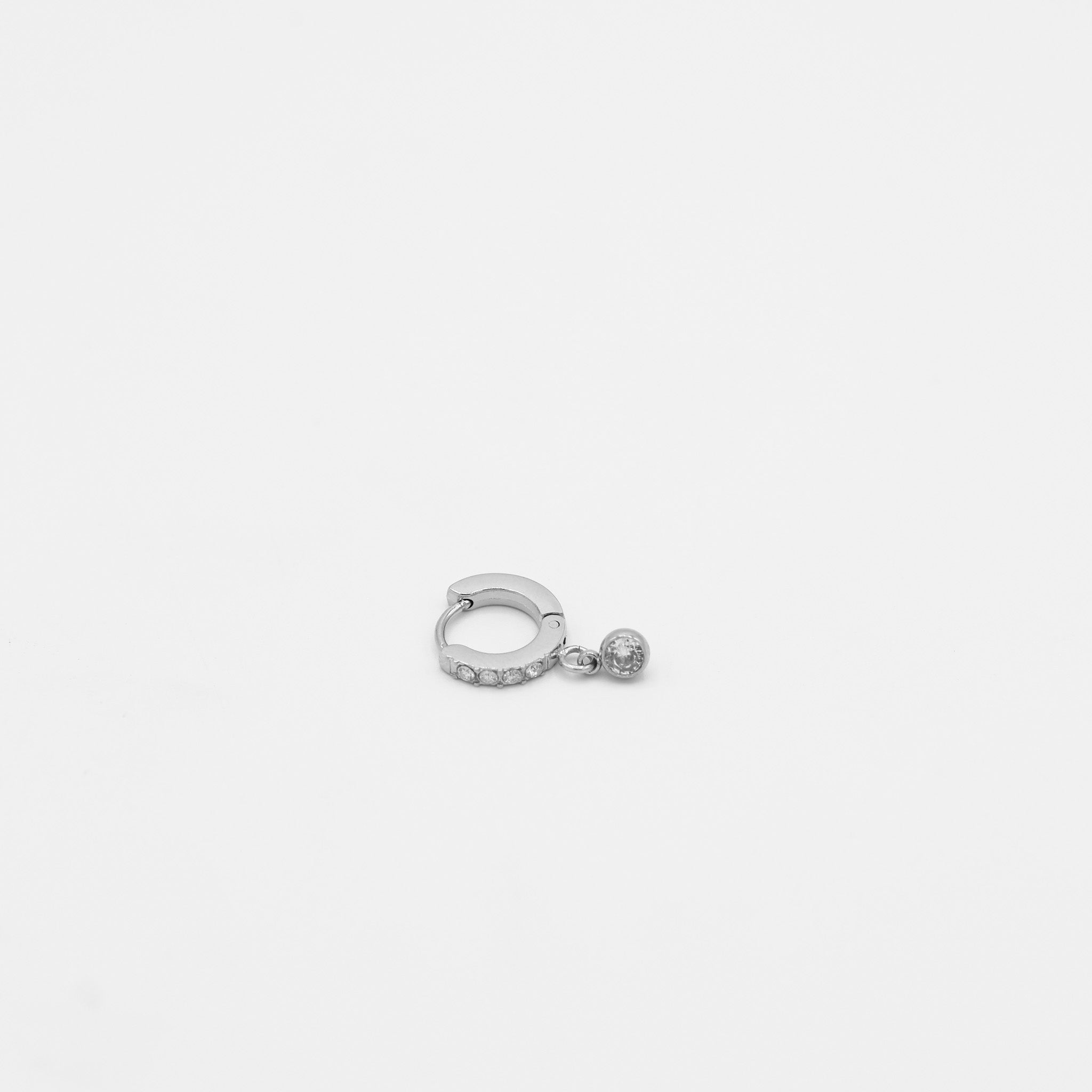Piercing Livia