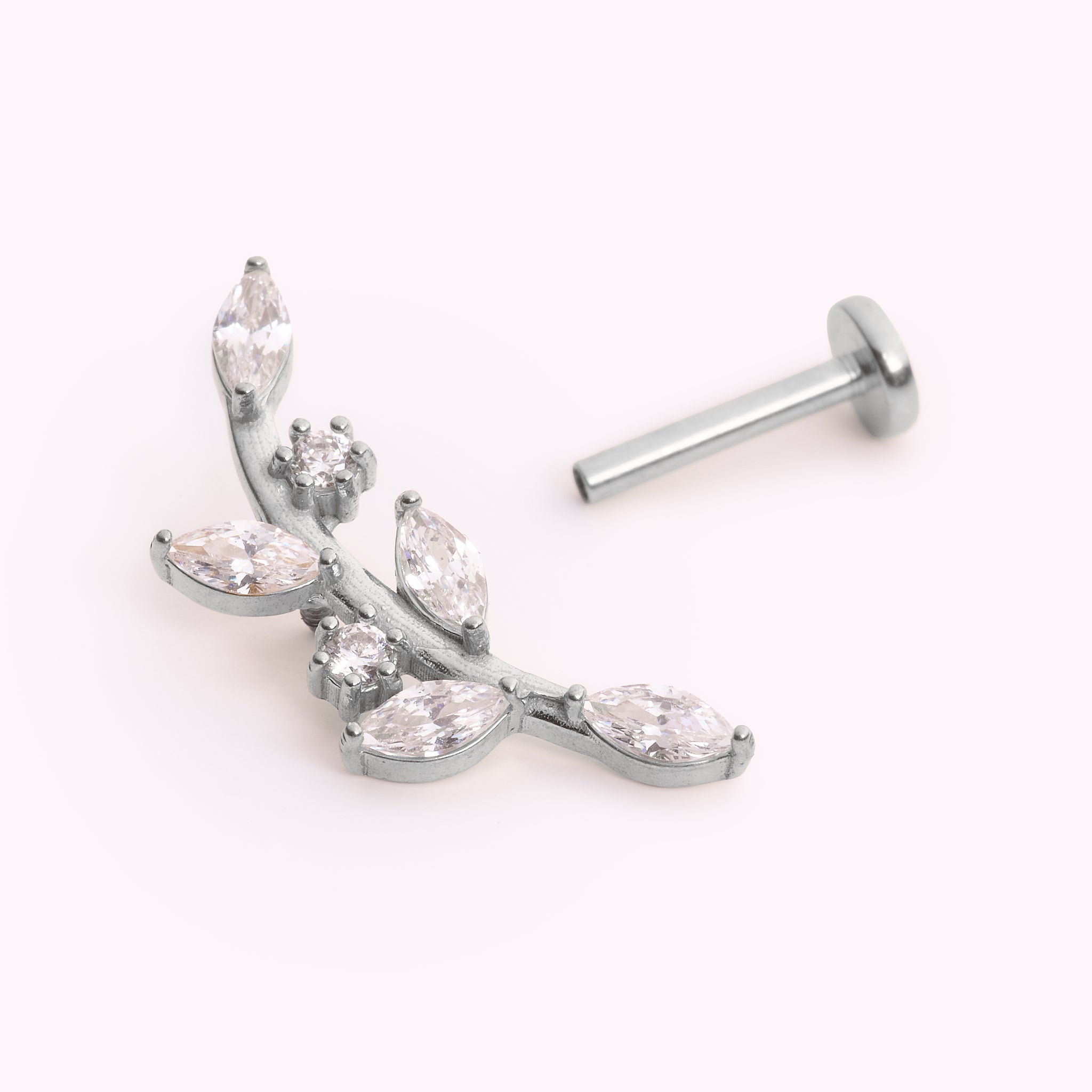 Piercing Lola